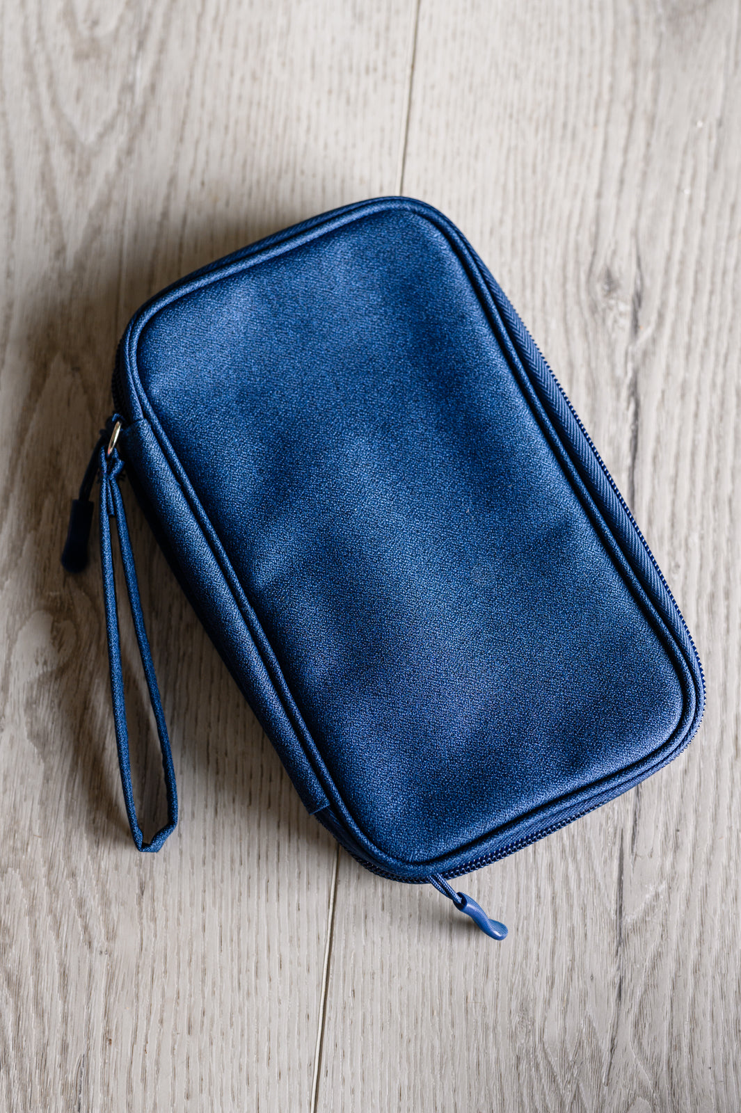 Hazel Blues® |  Technically Everything Tech Case in Navy