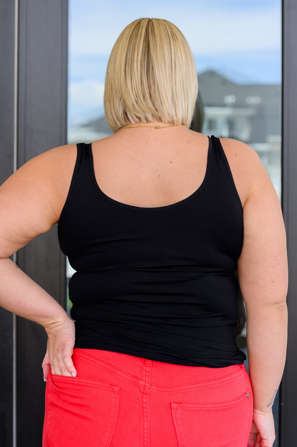 Hazel Blues® |  The Basics Reversible Longline Tank in Black