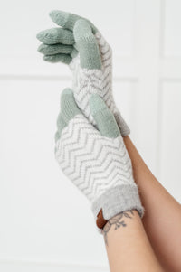 Hazel Blues® |  Touch and Go Patterned Glove Trio