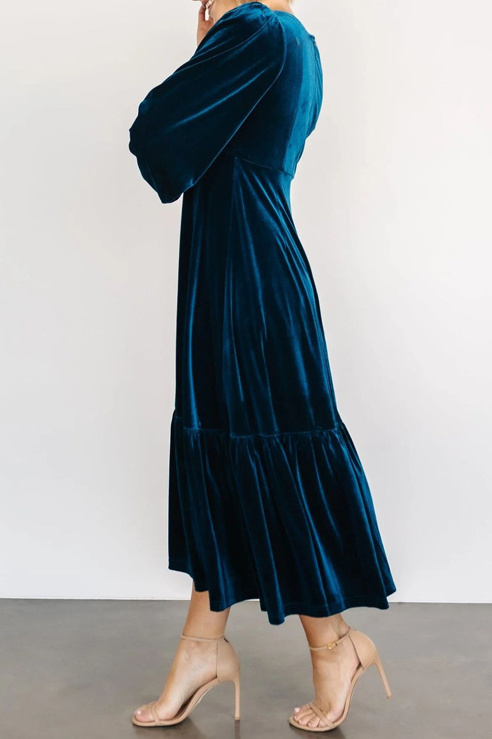 Hazel Blues® |  V-Neck Long Sleeve Midi Velvet Dress