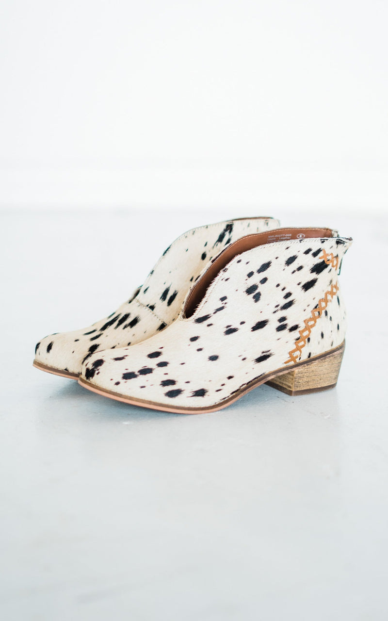 Hazel Blues® |  All Roads Bootie in Black and White