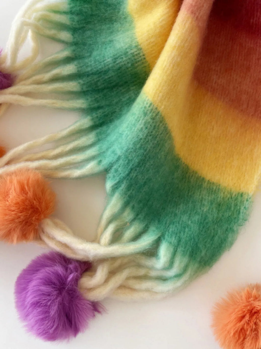 9b4c6fa5bb564f84a6031a694d83be6b-Max-Origin