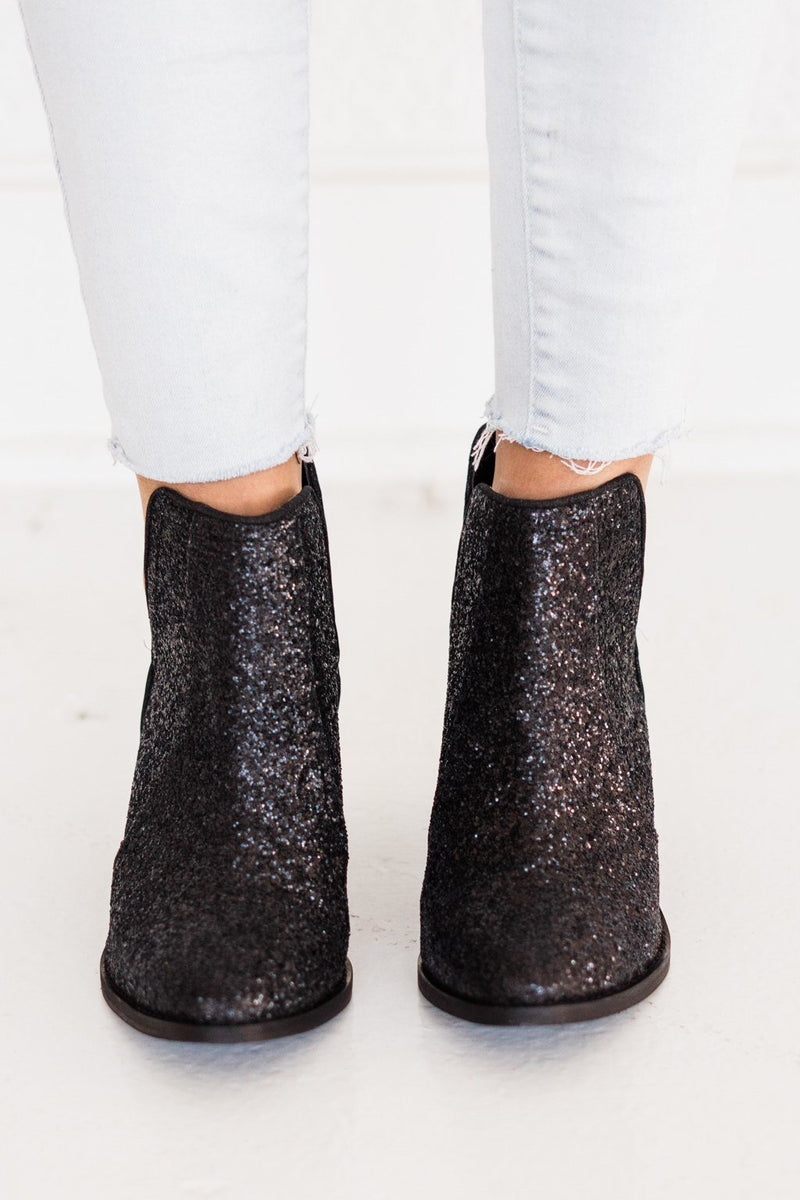 Hazel Blues® |  Fiera Booties in Black