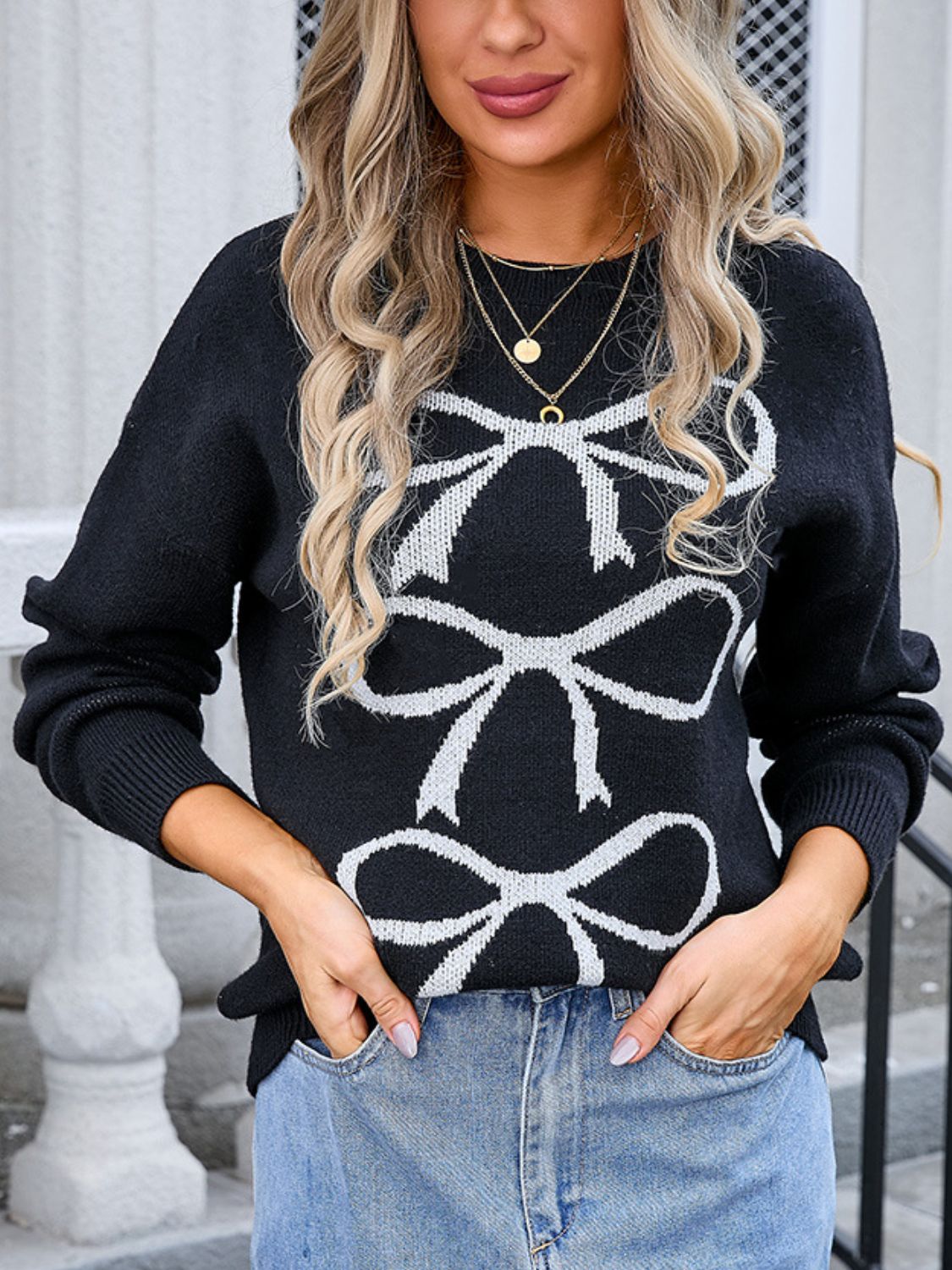 Hazel Blues® |  Bow Graphic Round Neck Long Sleeve Sweater