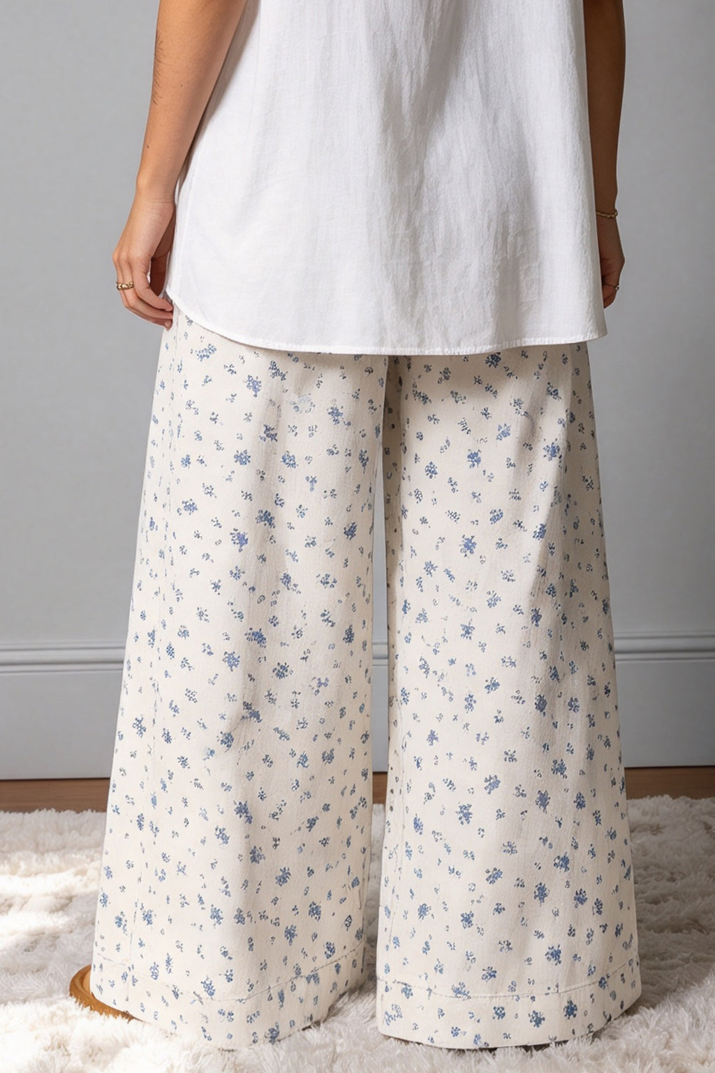 Daisy Drift Floral Wide-Leg Jeans