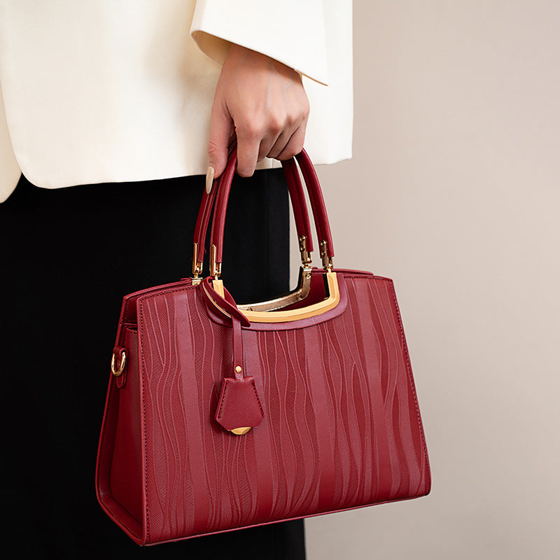 daa15a6e-10eb-48b7-8184-a711d03b44cb-Max