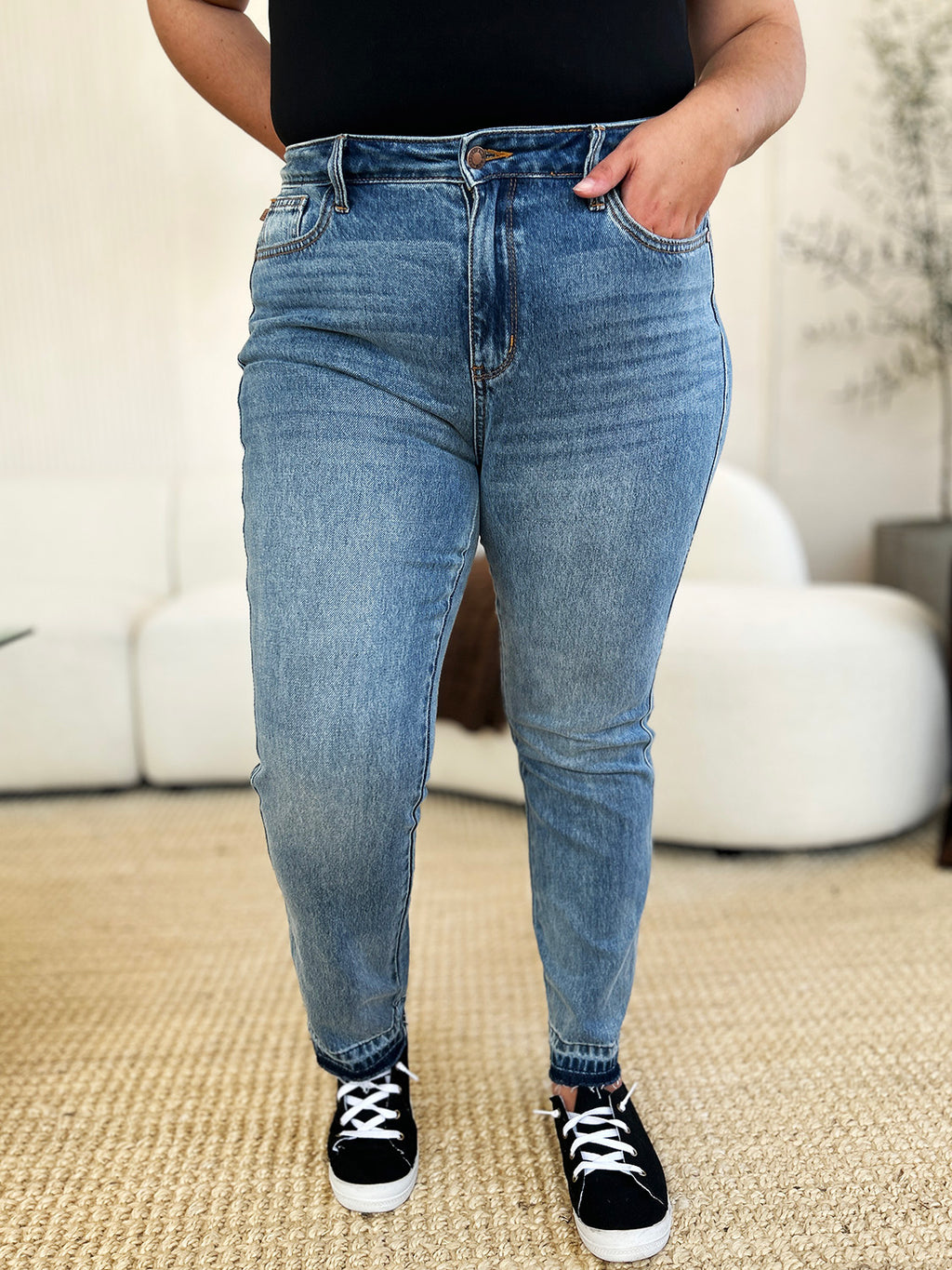 Hazel Blues® |  Judy Blue Mid Rise Rigid Magic Release Hem Jeans