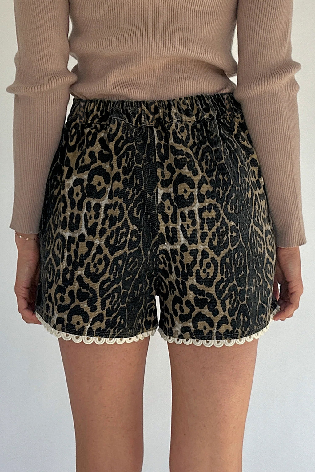 Contrast Scalloped Lace Trim Leopard Denim Shorts | Leopard Denim Lace Shorts