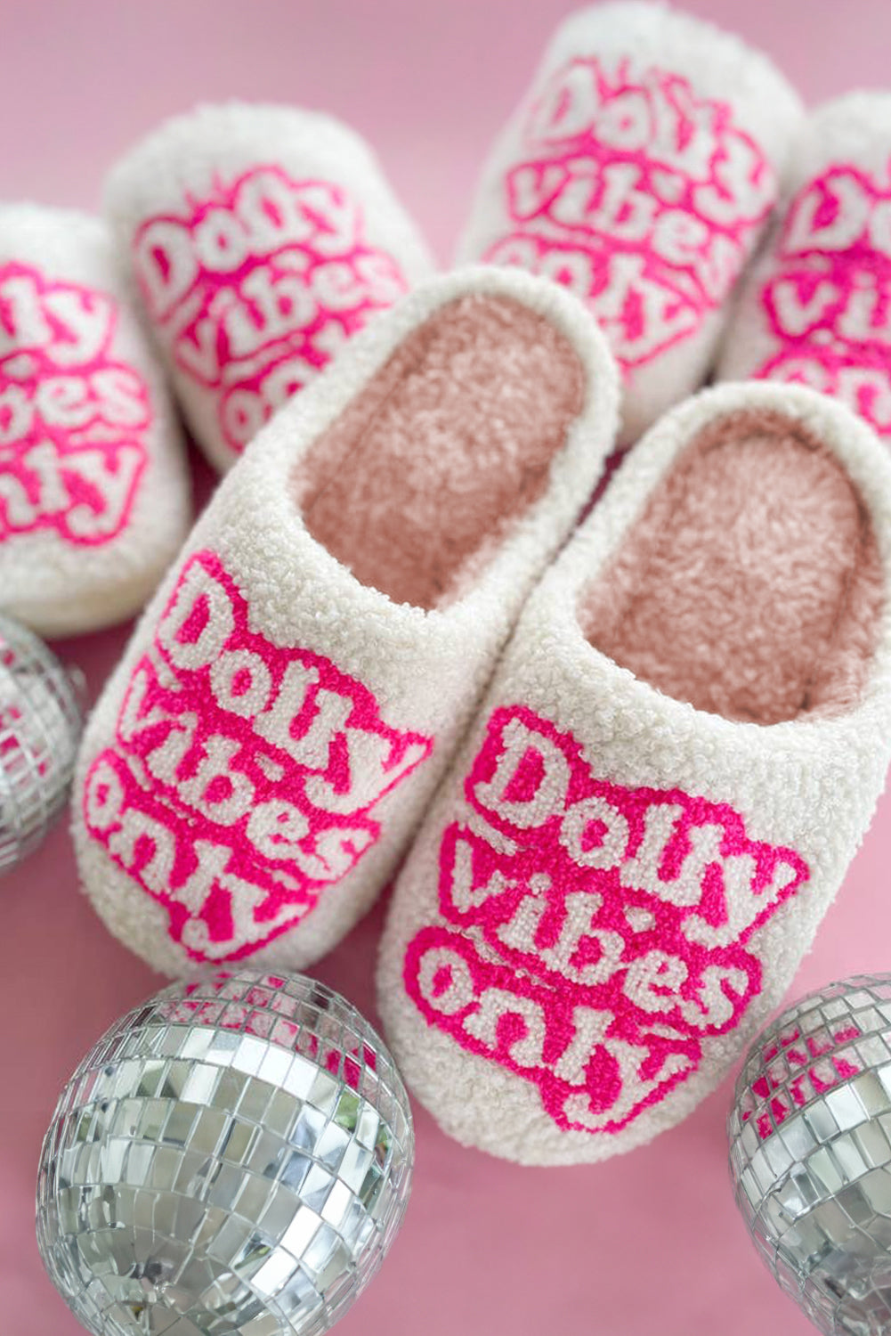 Dolly Vibes Slippers