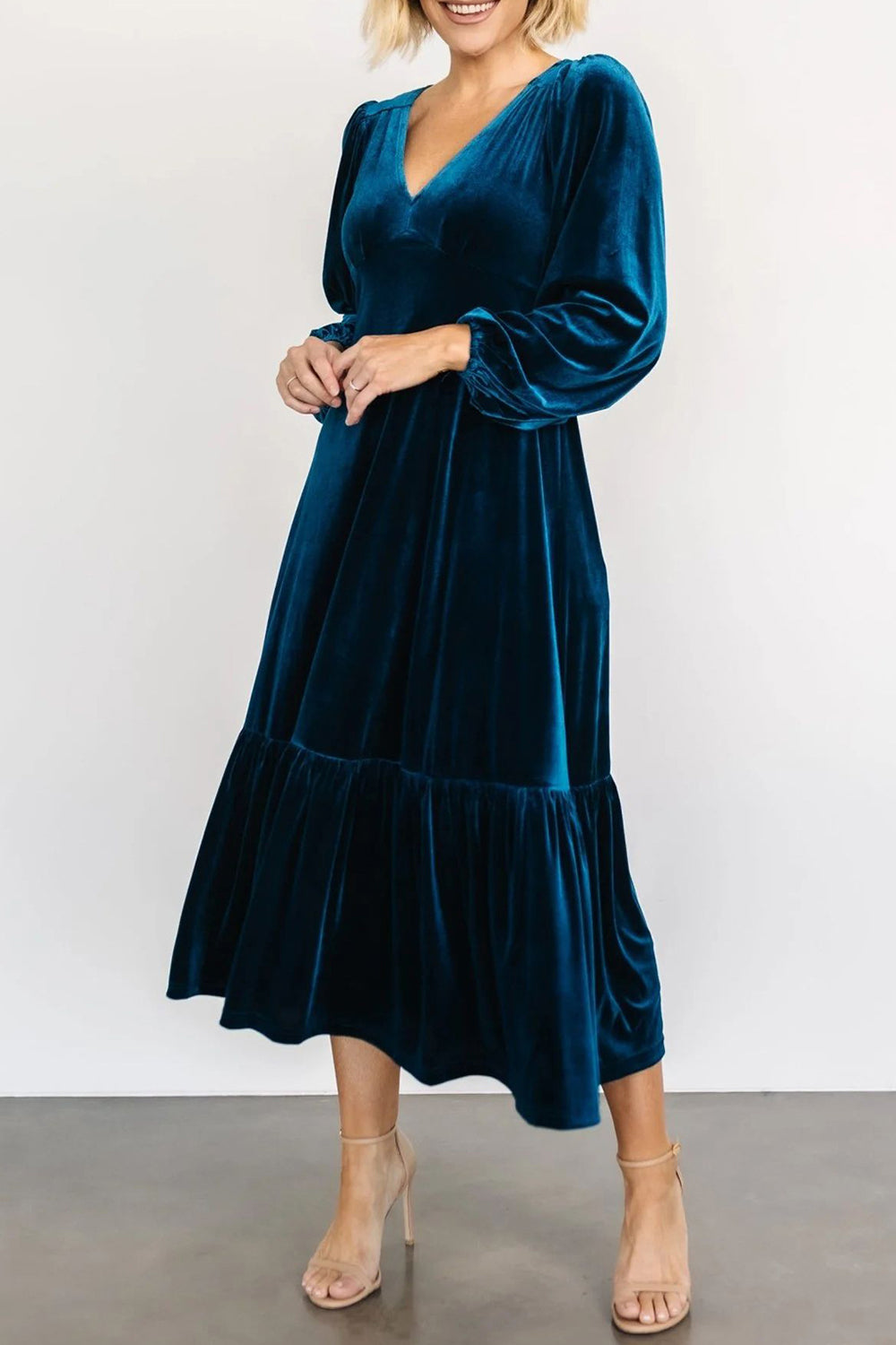 Hazel Blues® |  V-Neck Long Sleeve Midi Velvet Dress