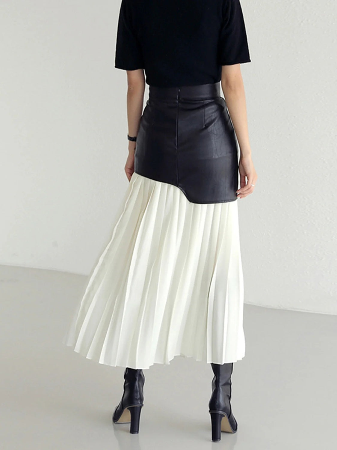 Hazel Blues® |  Pleated Contrast High Rise Skirt