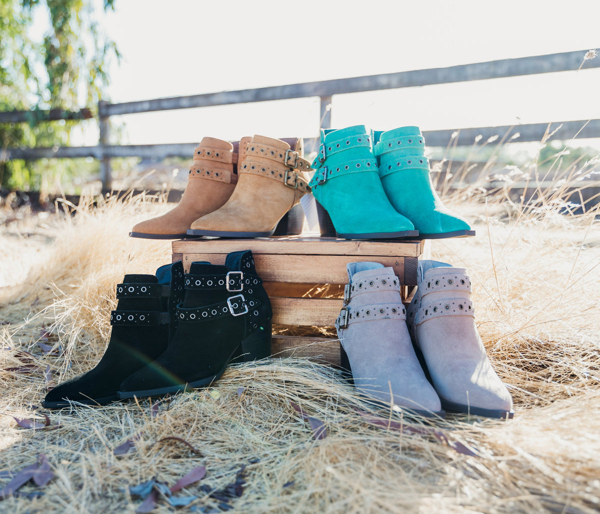 Hazel Blues® |  Elsa Leather Ankle Boot in Tan