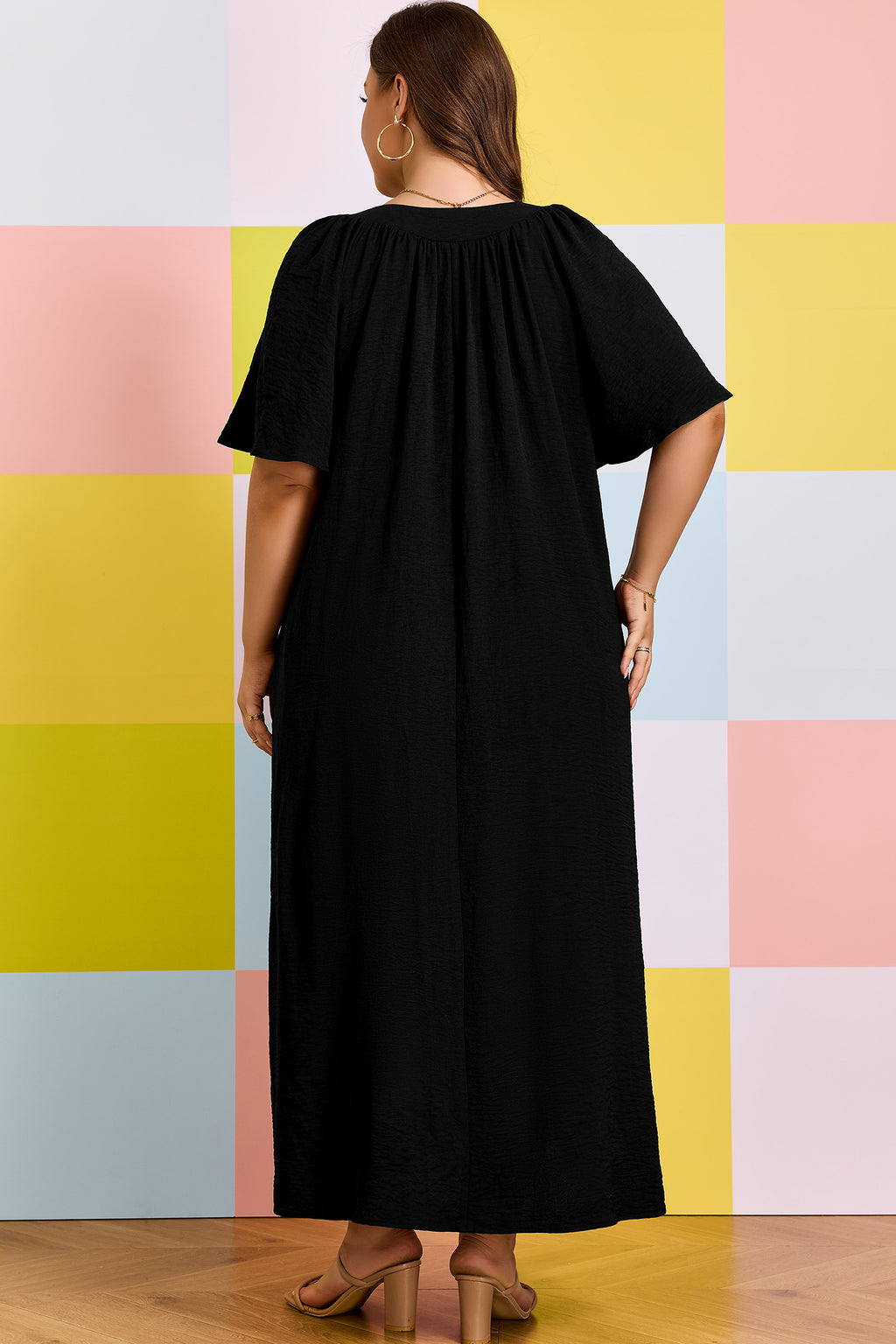 Black Solid Color Notched Neck Short-Sleeve Loose Dress
