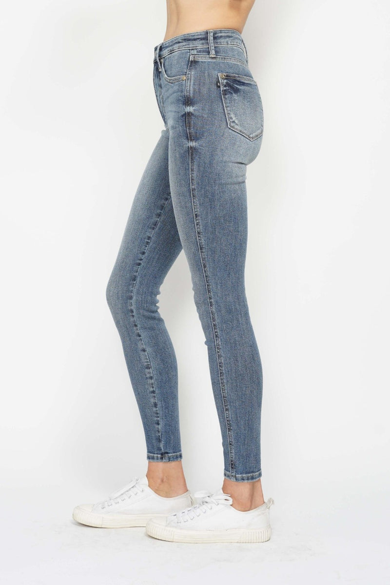 Hazel Blues® |  Judy Blue Tummy Control Contrast Wash Skinny Jeans