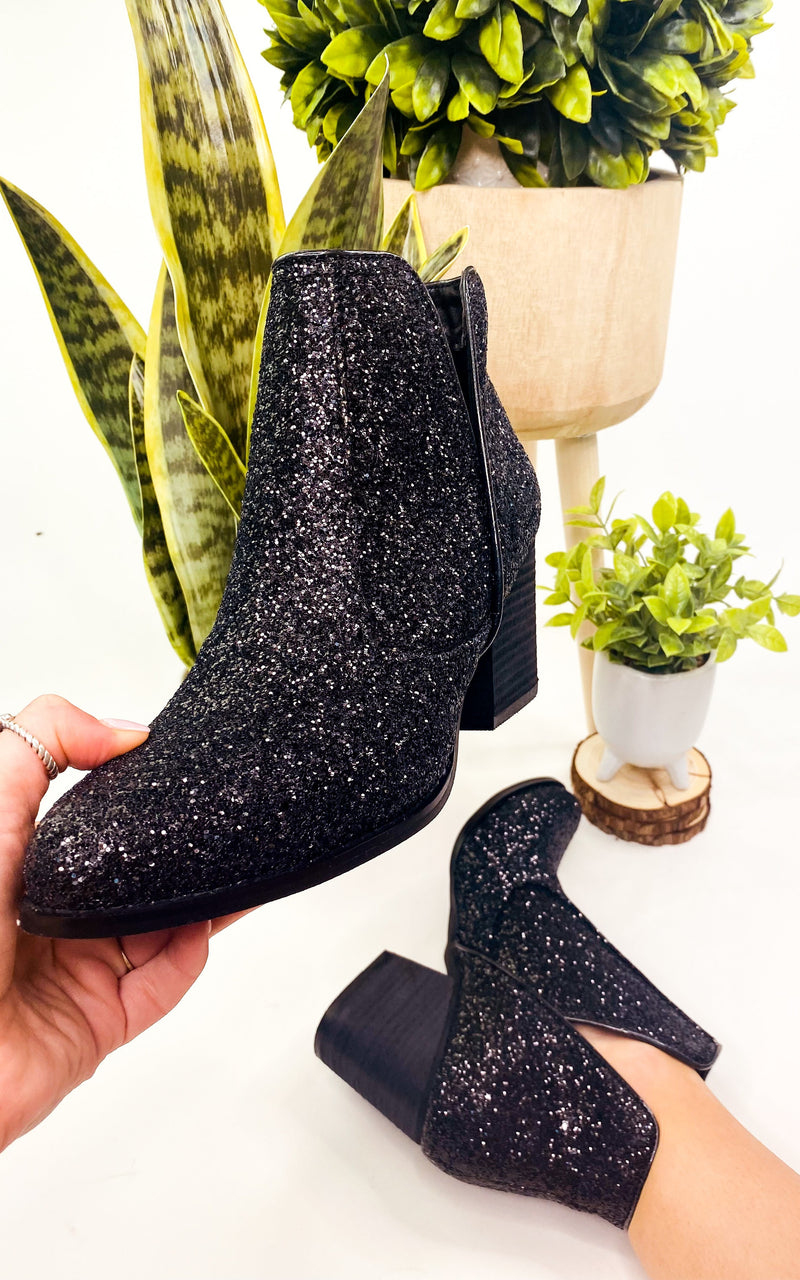 Hazel Blues® |  Fiera Booties in Black