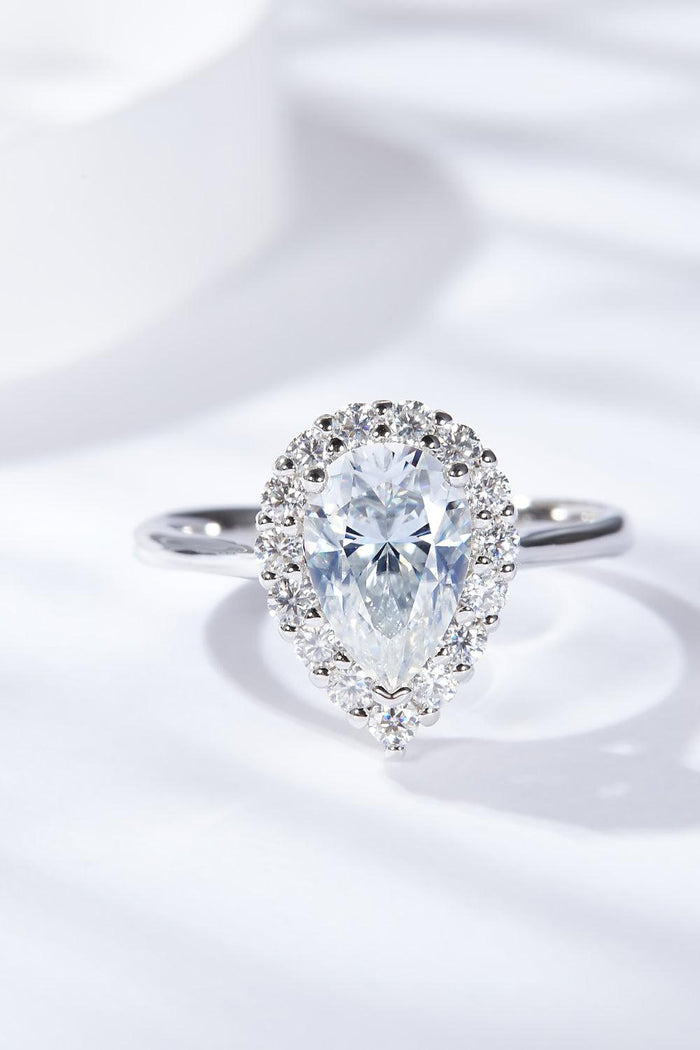 Hazel Blues® | 1.5 Carat Moissanite Teardrop Ring - Hazel Blues®