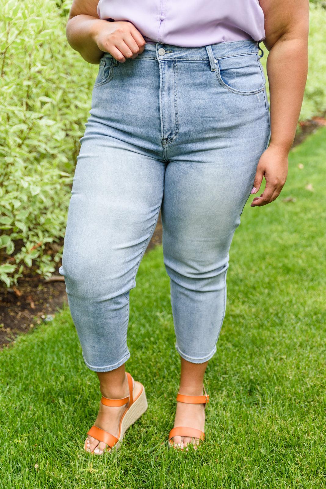 Hazel Blues® | A-Game Mom Fit Jeans - Hazel Blues®