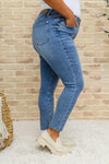 Hazel Blues® | Becca Hi-Waisted Embroidered Pocket Relaxed Jeans - Hazel Blues®