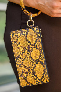 Hazel Blues® | Clear Break Snakeskin Clutch - Hazel Blues®