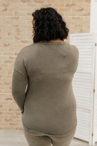 Hazel Blues® | Essential Lounge Top in Mineral Wash Olive - Hazel Blues®