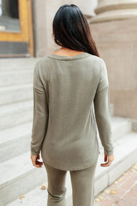 Hazel Blues® | Essential Lounge Top in Mineral Wash Olive - Hazel Blues®