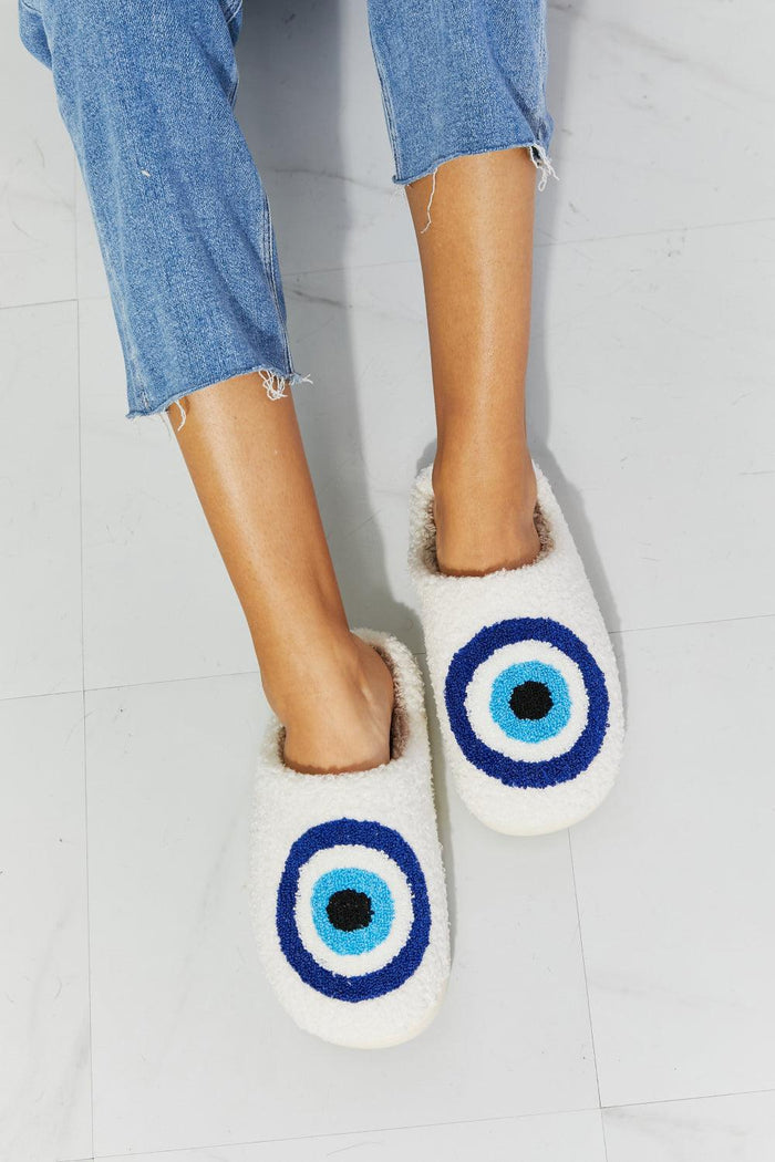 Hazel Blues® | Eye Plush Slipper - Hazel Blues®