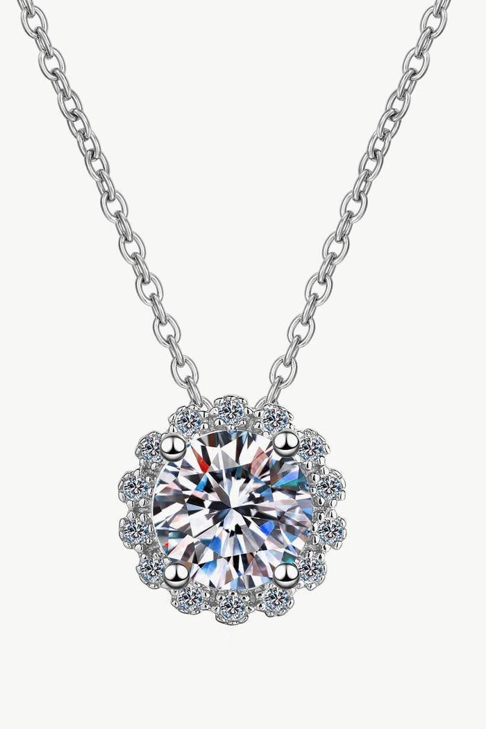 Hazel Blues® | Flower-Shaped Moissanite Pendant Necklace - Hazel Blues®