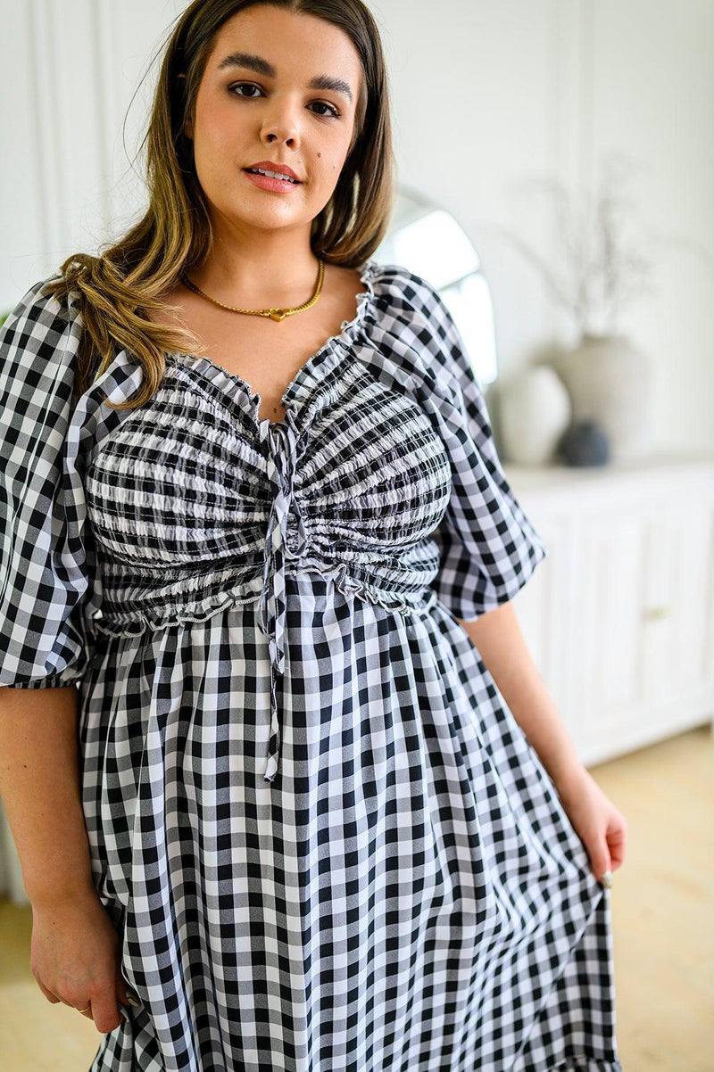 plus size gingham dress Blue This stunning dress features a bold gingham print that is sure to turn heads Women's Plus Size Cute Gingham