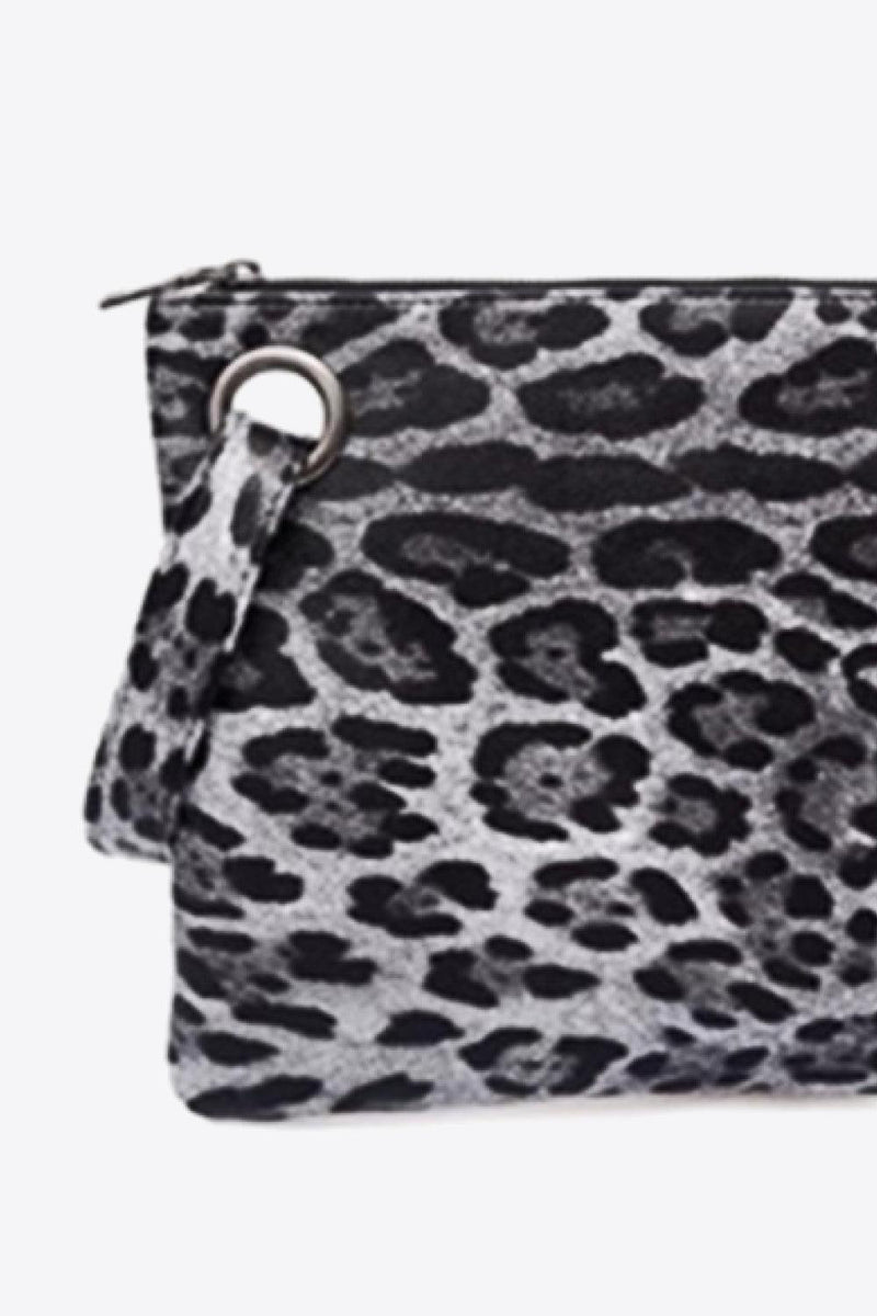 Hazel Blues® | Leopard PU Leather Clutch - Hazel Blues®