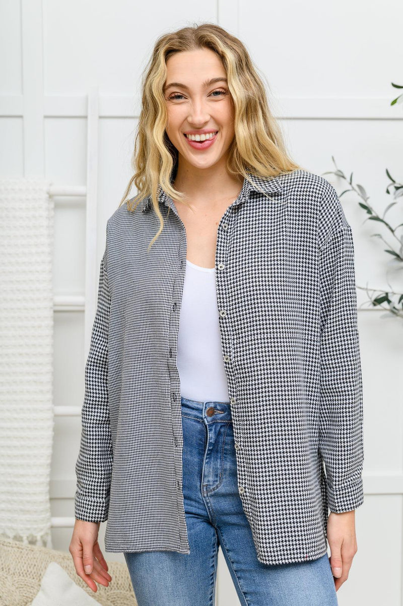 Hazel Blues® | Mixed Houndstooth Button Up Top - Hazel Blues®