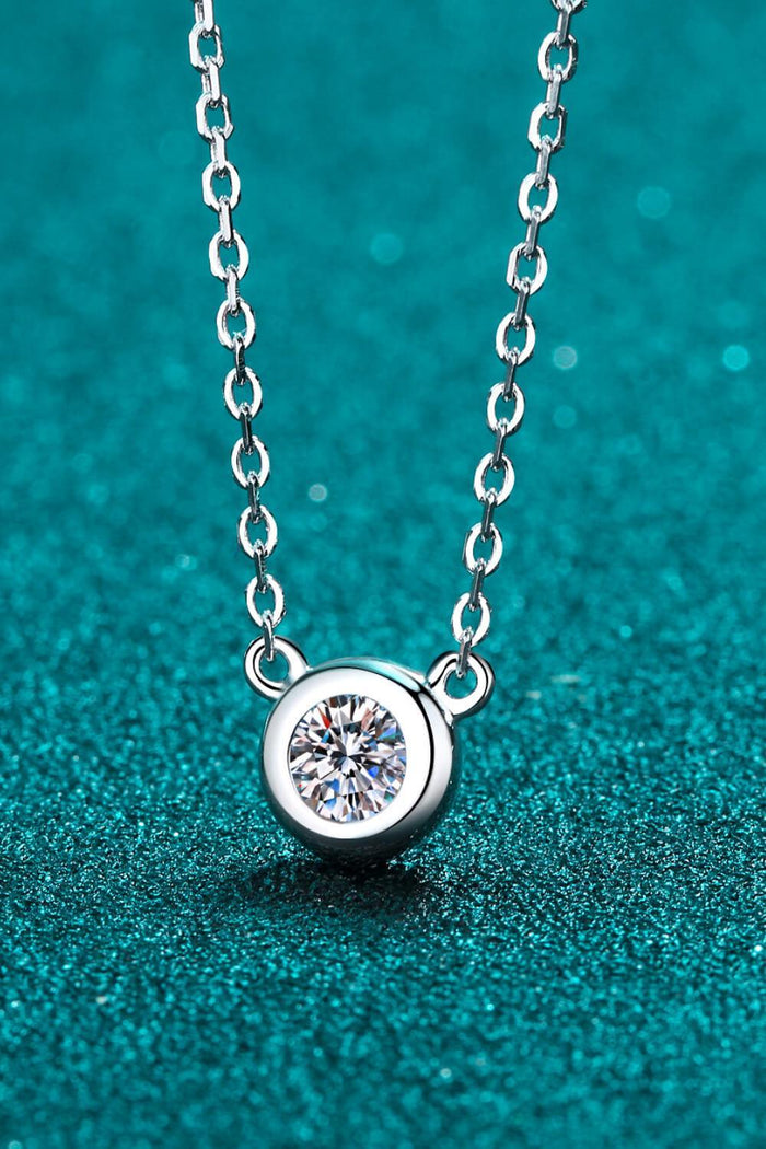 Hazel Blues® | Moissanite Round Pendant Chain Necklace - Hazel Blues®