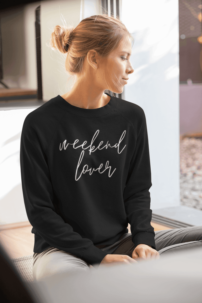 Hazel Blues® | Weekend Lover Crew Graphic Sweatshirt - Hazel Blues®