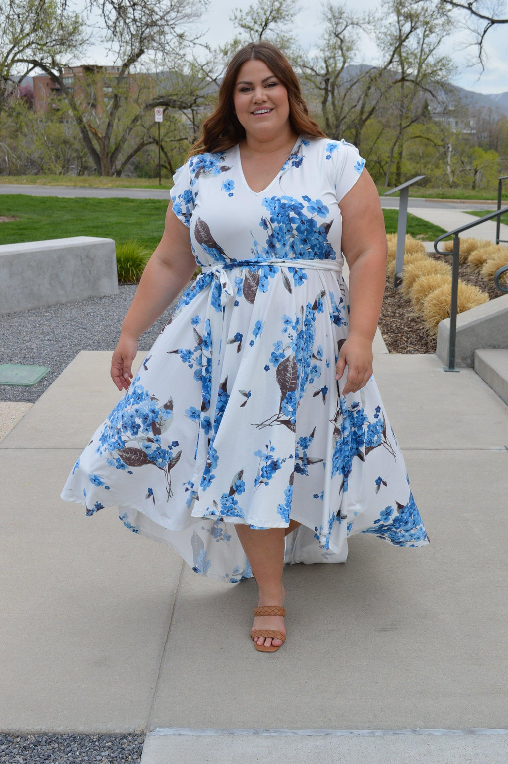 Hazel Blues® | Whisk Me Away Floral High Low Maxi - Hazel Blues®