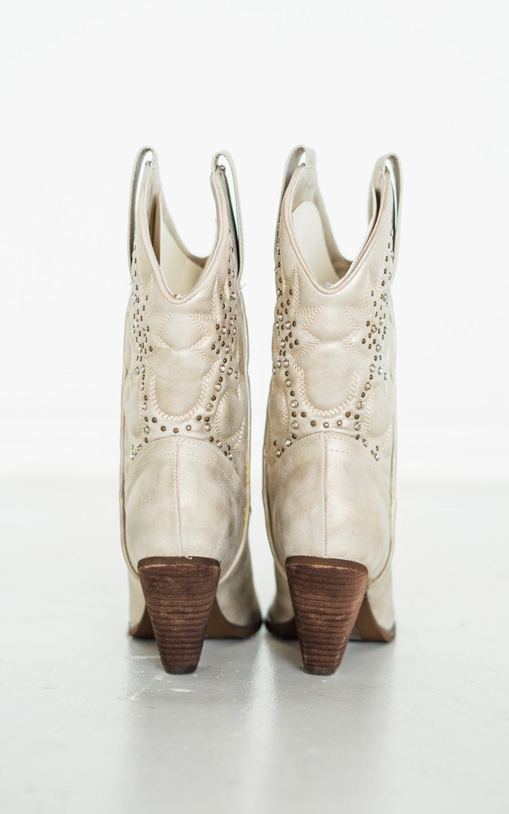 Hazel Blues® |  Houston Western Boots in Champagne