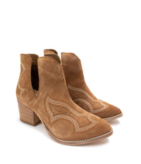 Hazel Blues® |  Journee Ankle Boots in Tan