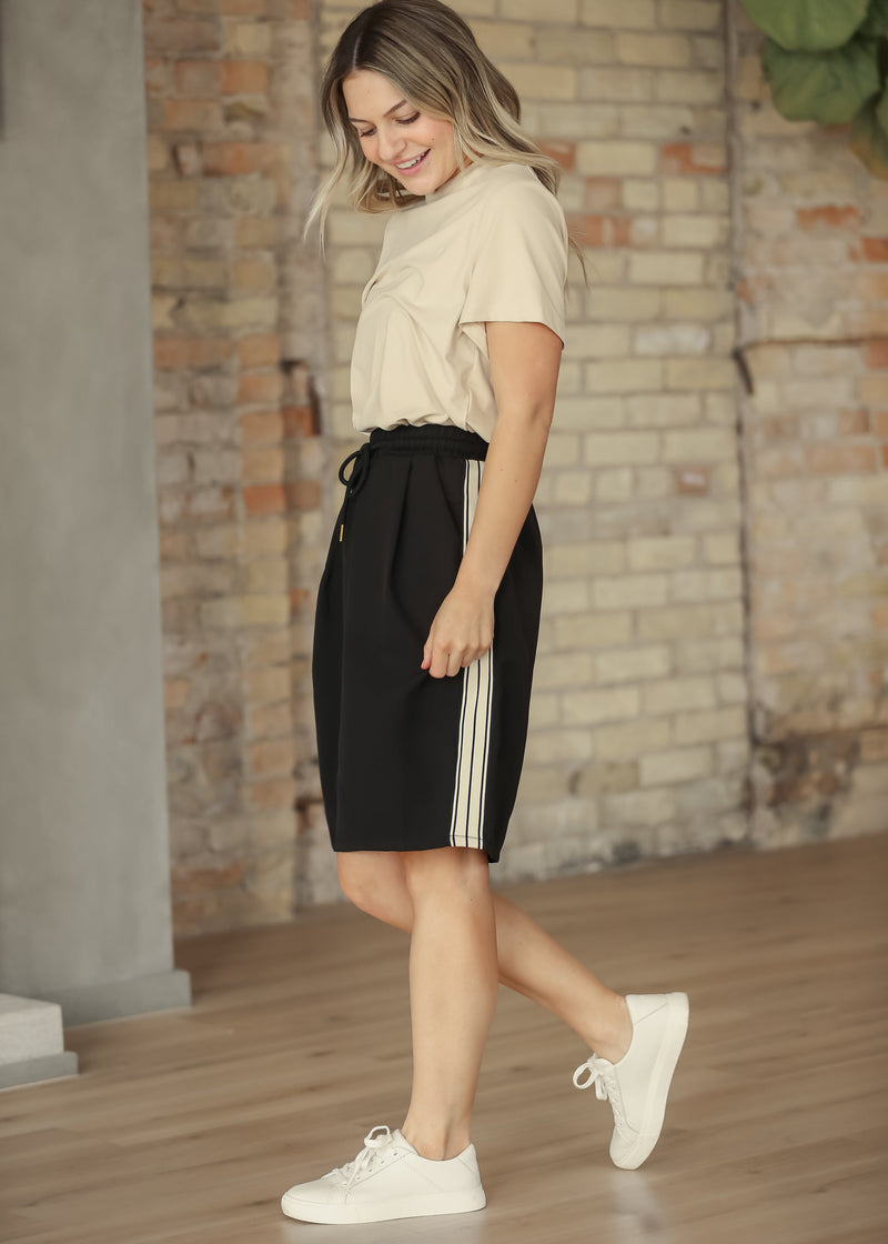 Nina Mid-Rise Track Skirt – Hazel Blues®