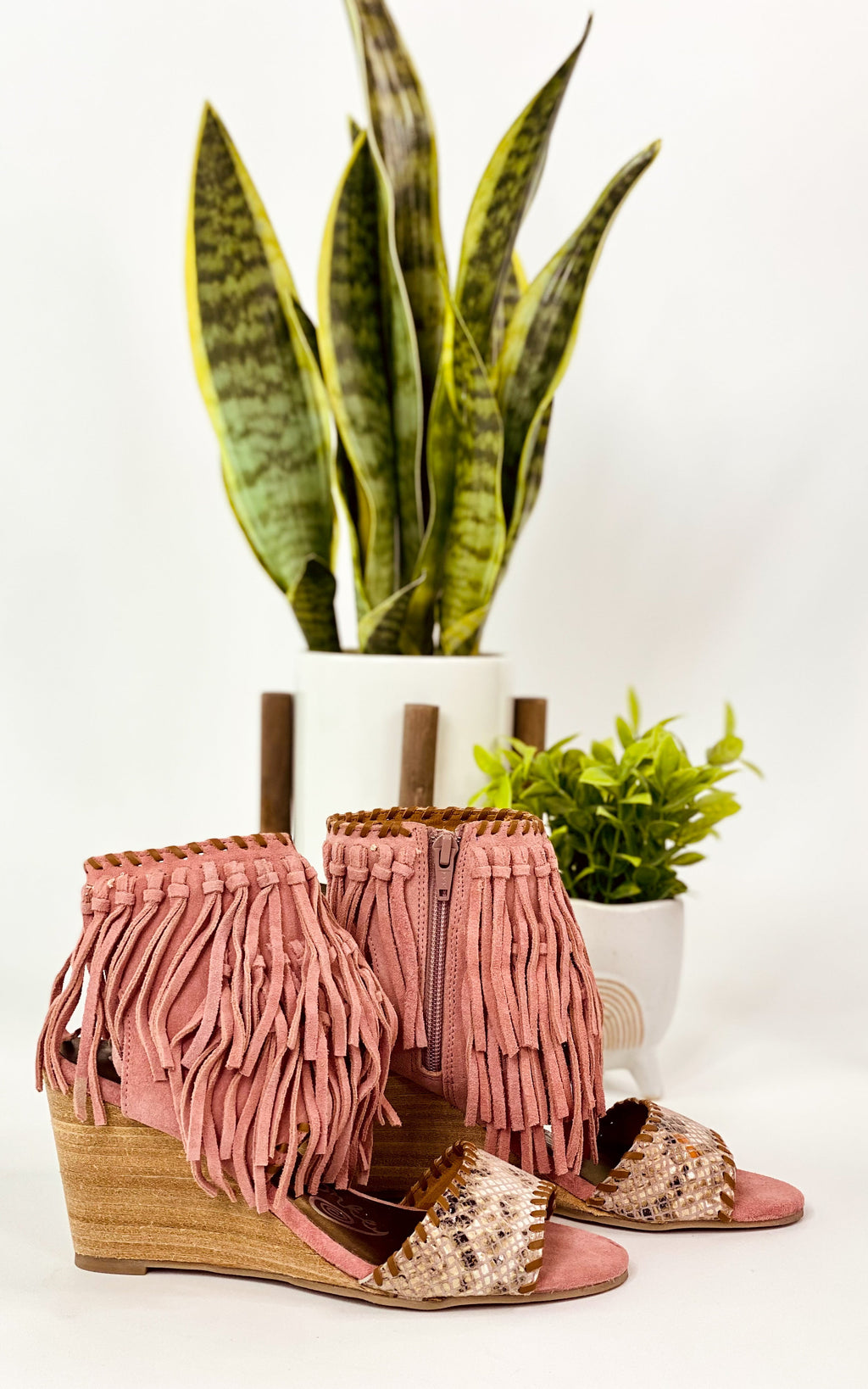 Hazel Blues® |  True Fringe Wedge in Blush