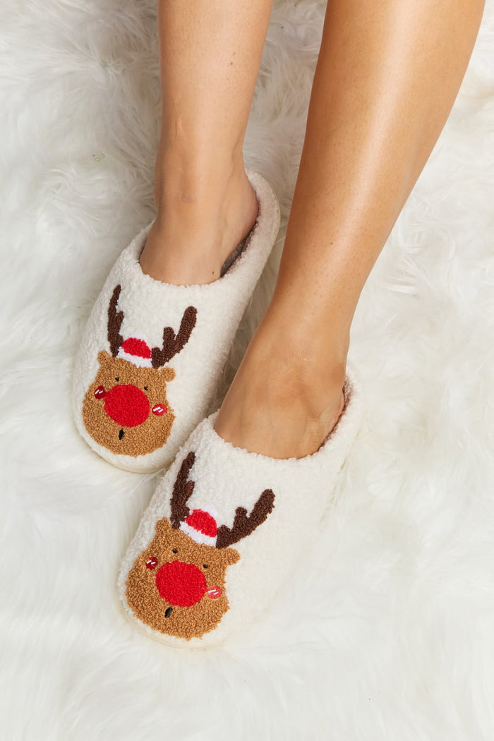 Hazel Blues® |  Melody Rudolph Print Plush Slide Slippers