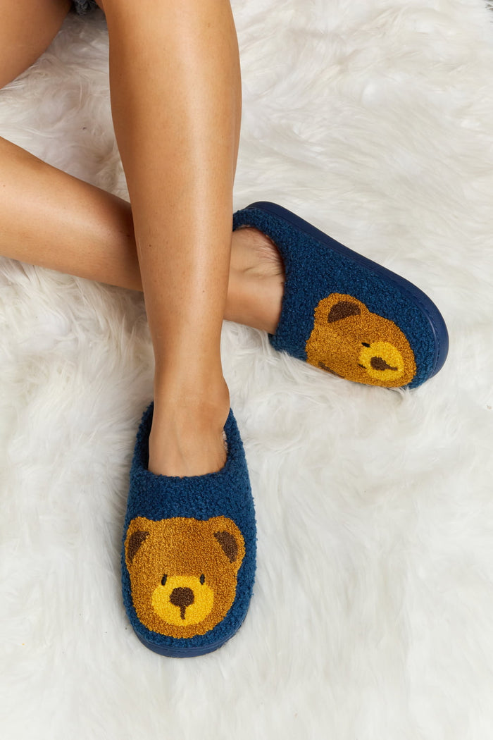 Hazel Blues® |  Melody Teddy Bear Print Plush Slide Slippers