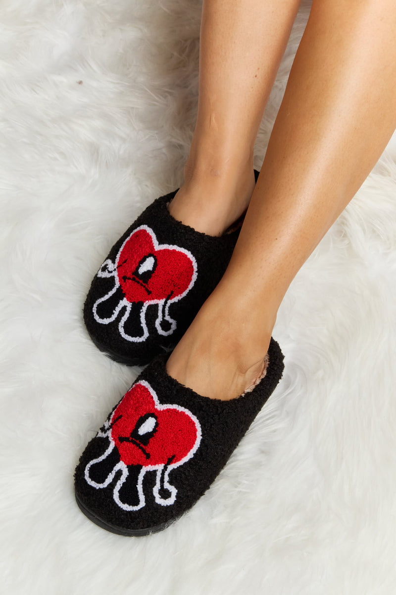 Hazel Blues® |  Melody Love Heart Print Plush Slippers