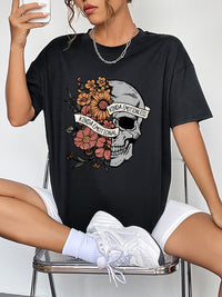 Hazel Blues® | Skull & Floral Graphic T-Shirt