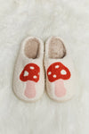 Hazel Blues® |  Melody Mushroom Print Plush Slide Slippers