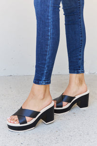 Hazel Blues® |  Weeboo Cherish The Moments Contrast Platform Sandals in Black