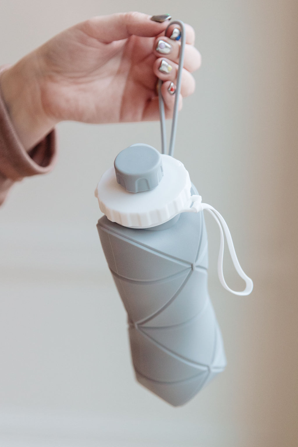 Hazel Blues® |  Collapsing Silicon Water Bottle in Diamond Gray