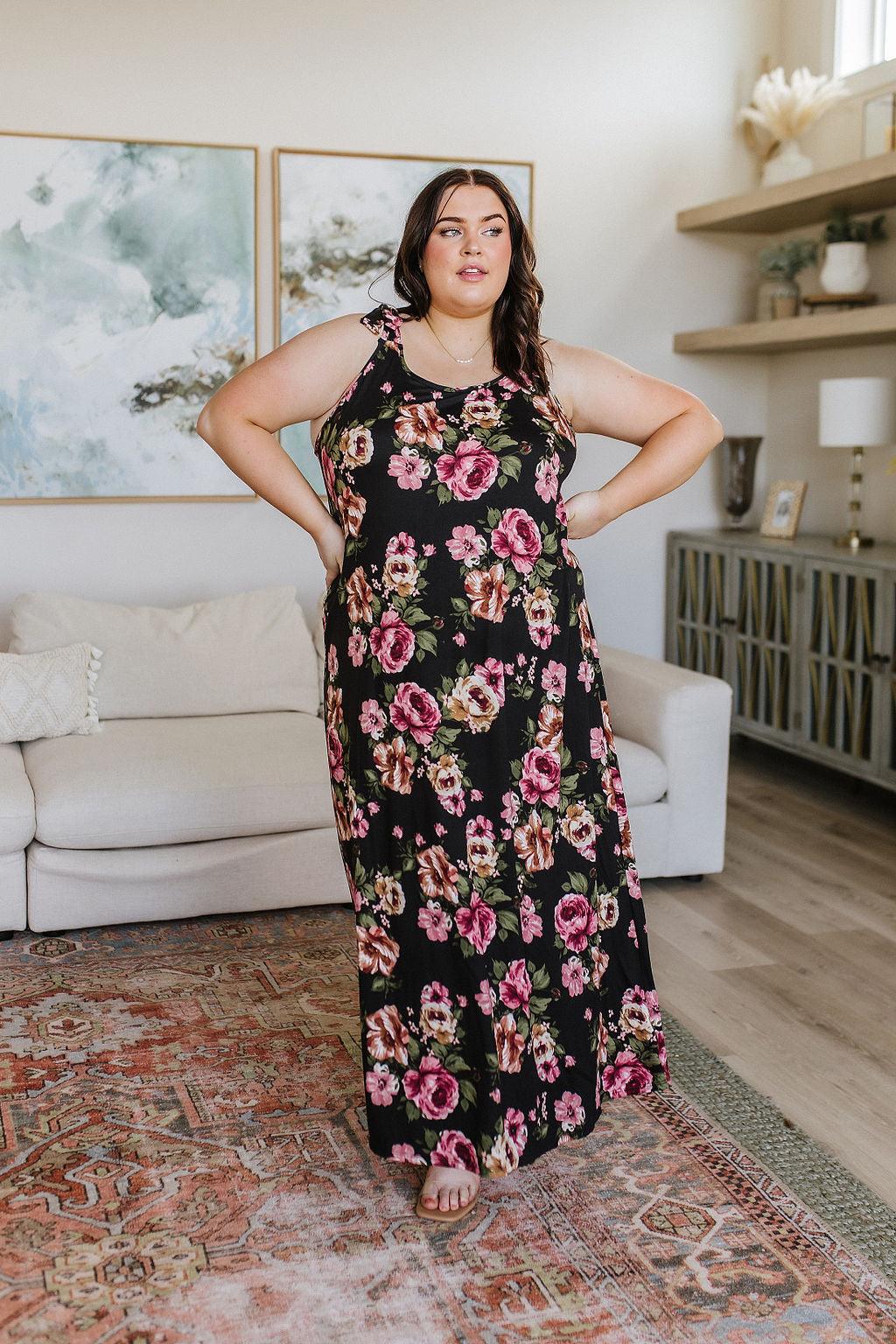 Hazel Blues® | Fortuitous in Floral Maxi Dress - Hazel Blues®