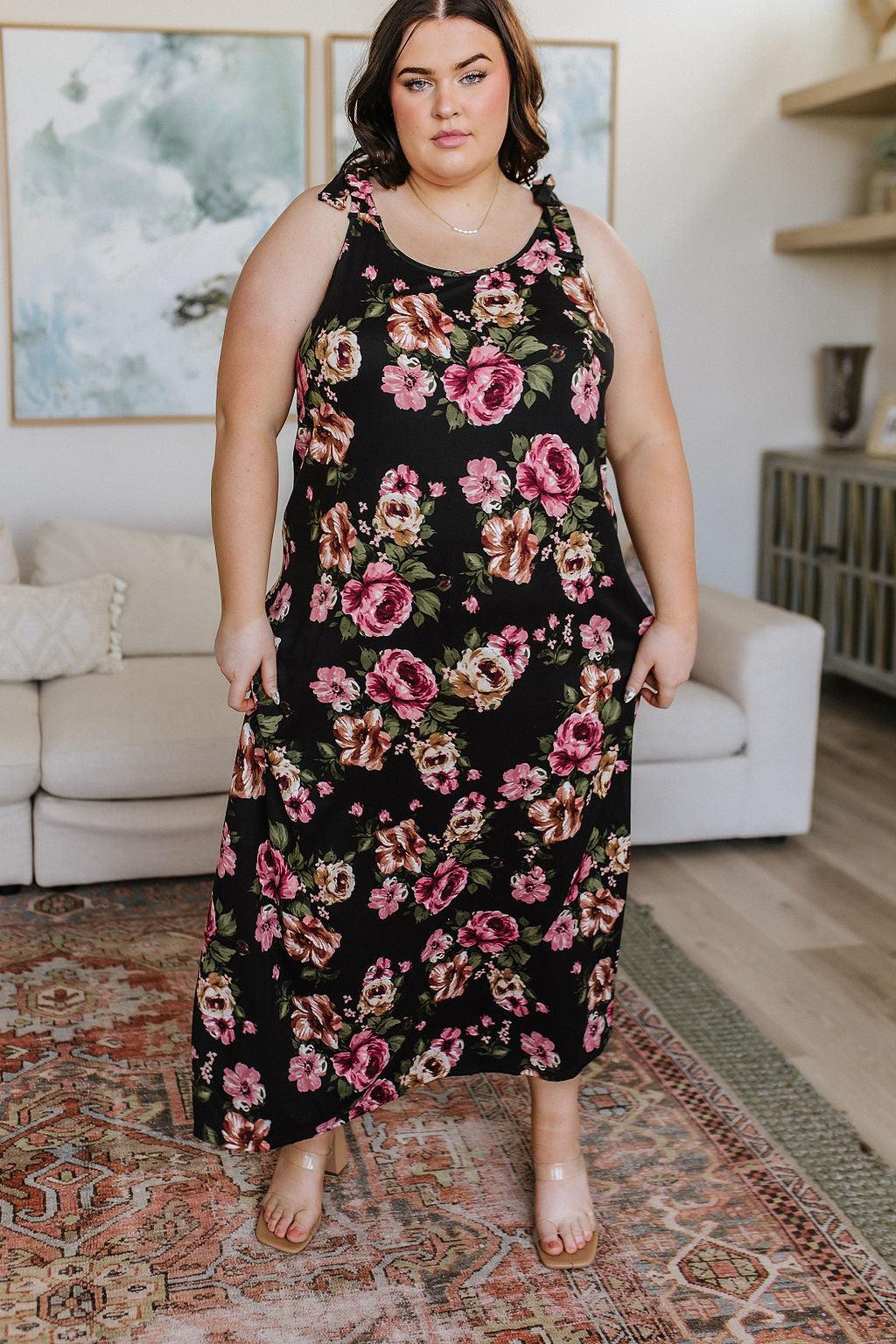 Hazel Blues® | Fortuitous in Floral Maxi Dress - Hazel Blues®