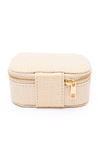 Hazel Blues® |  Travel Jewelry Case in Cream Snakeskin