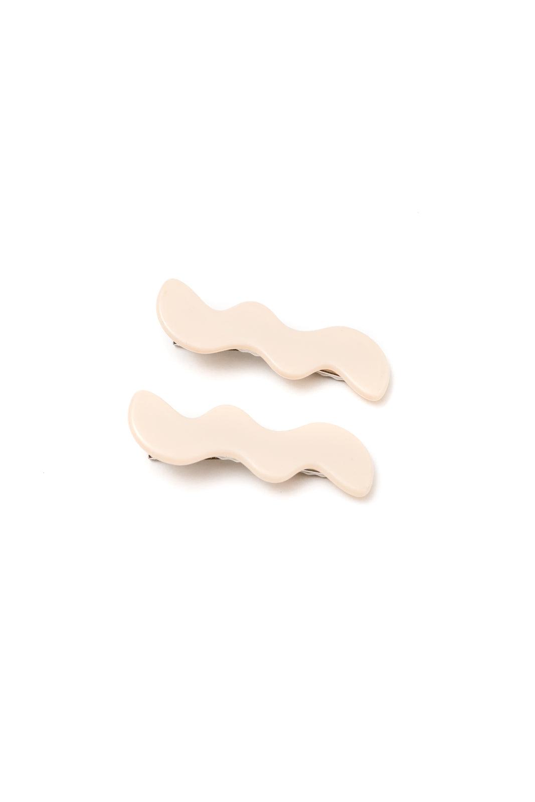 Hazel Blues® | Wavy Clip Set in Cream - Hazel Blues®