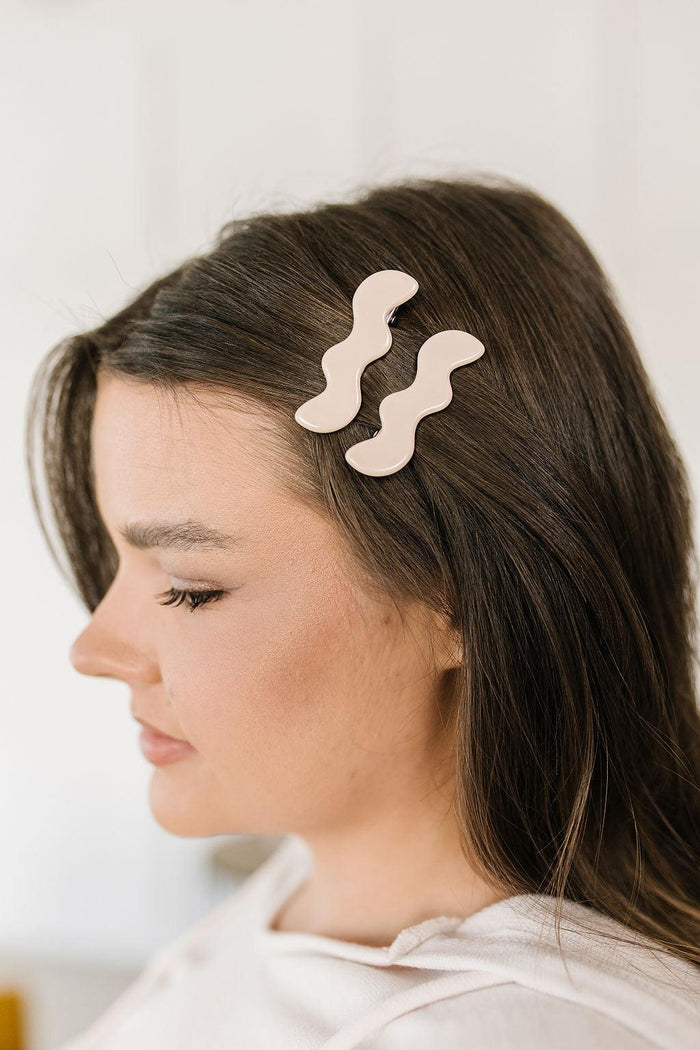 Hazel Blues® | Wavy Clip Set in Cream - Hazel Blues®