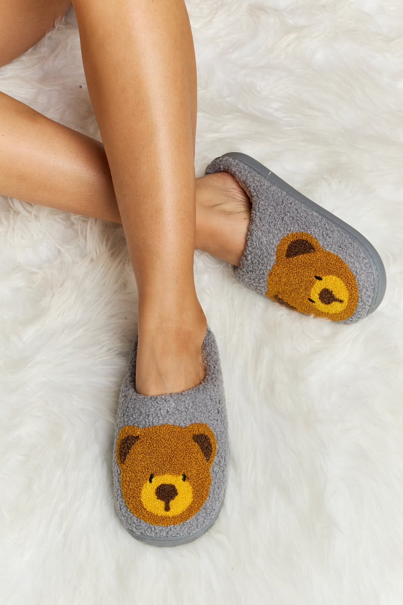 Hazel Blues® |  Melody Teddy Bear Print Plush Slide Slippers